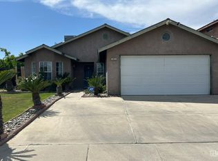 1941 Vassar St, Delano, CA 93215