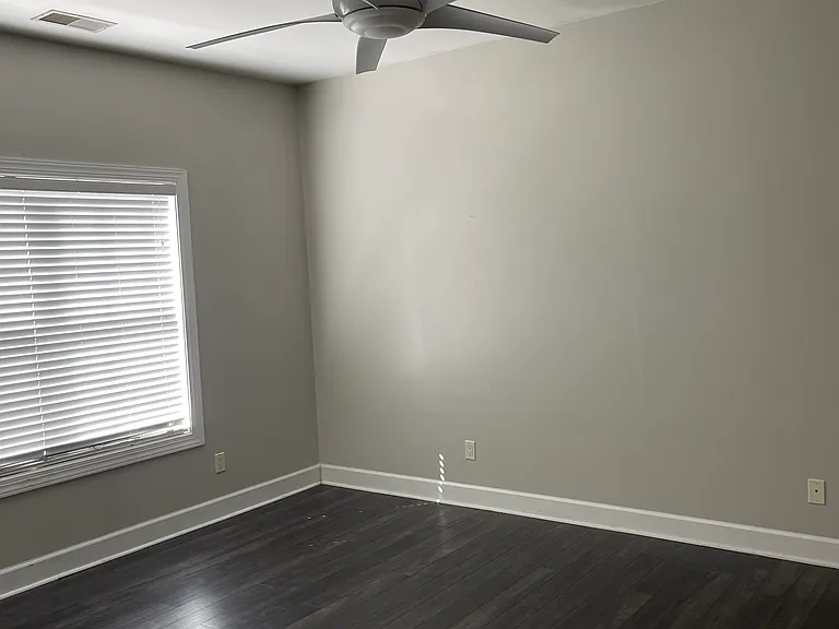 117 Grand Ct N — Photo 5