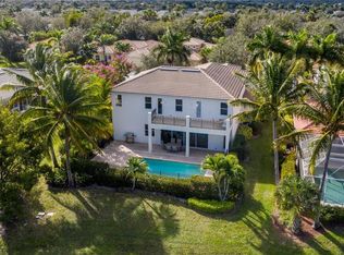 8481 Laurel Lakes Blvd, Naples, FL 34119