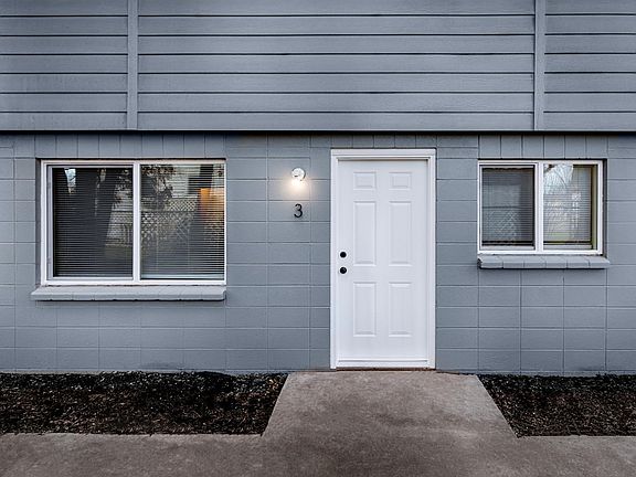 2nd image of 2003 E Linden St #3