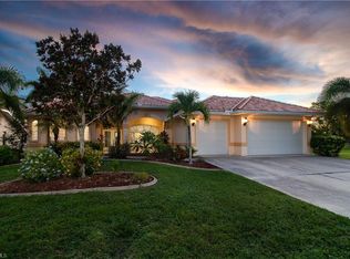 5336 Malibu Ct, Cape Coral, FL 33904