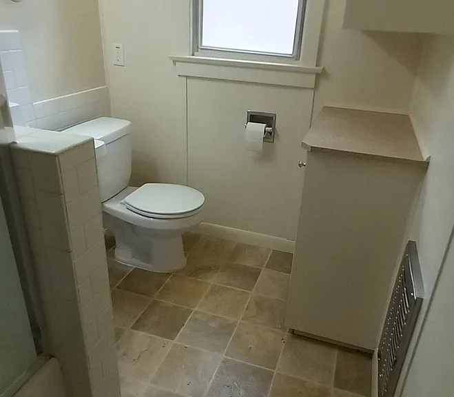 138 E Sherwood Blvd — Photo 11