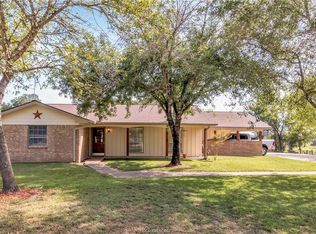 2079 Wehmeyer Ln, Madisonville, TX 77864