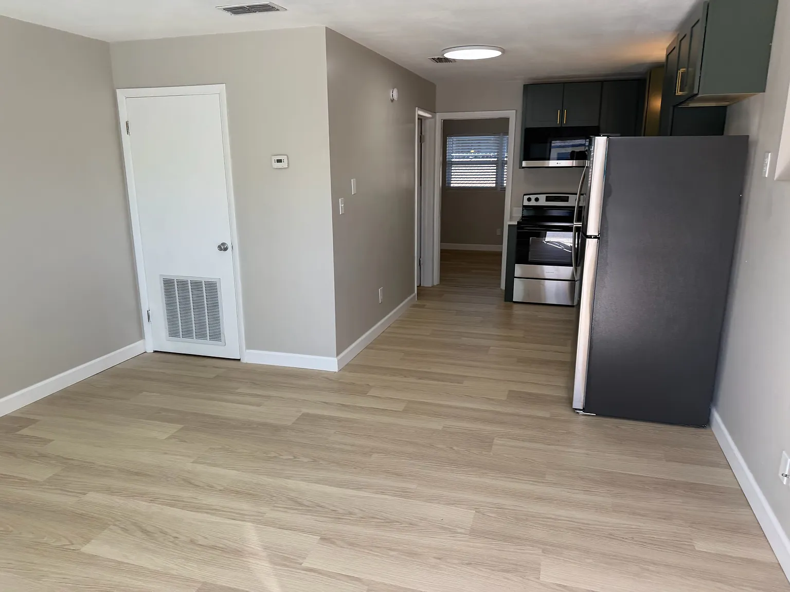 1 bed, 680 sqft, $1,249 — Photo 3