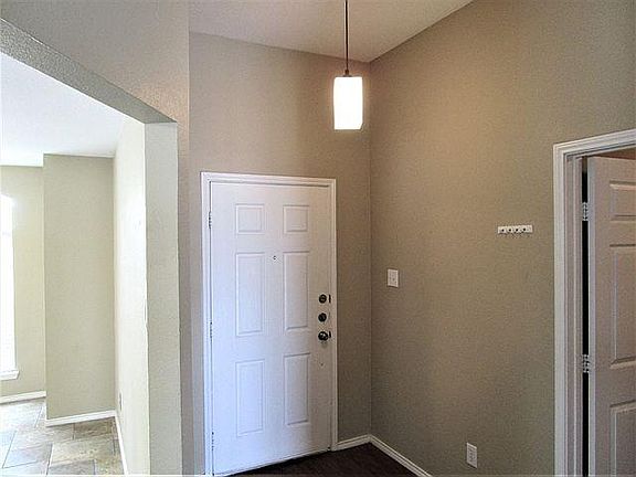 2nd image of 7233 Decoy Ln #14