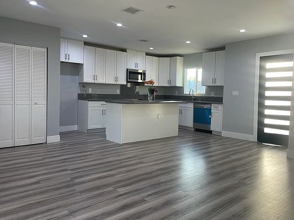 2nd image of 8148 Garden Grove Ave