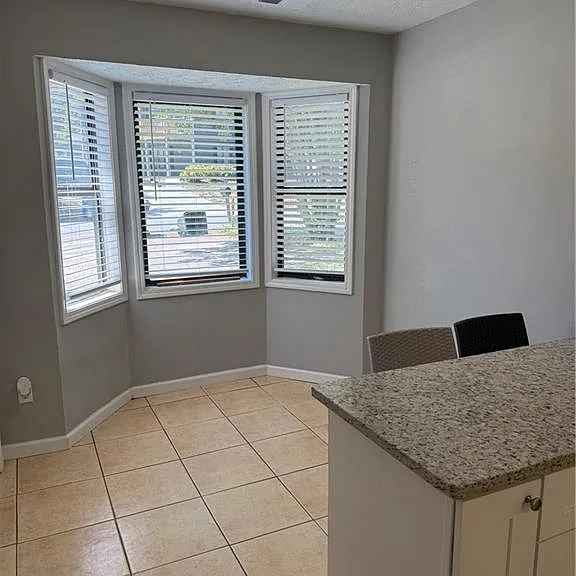 1020 Dassow Ct — Photo 6