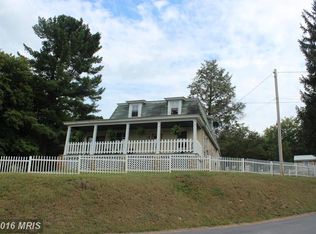 8974 Bakner Rd, Waynesboro, PA 17268