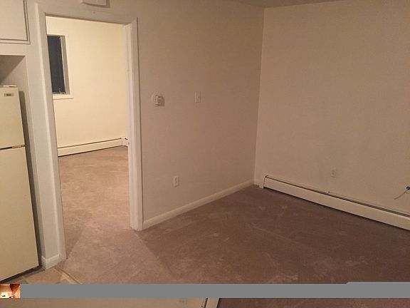 4th image of 414 Silver St