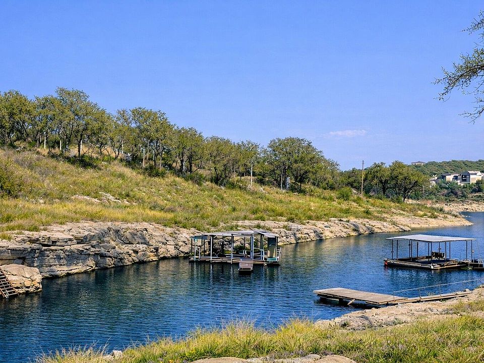 1st image of 2609 Oak Ridge Dr