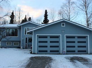 7232 Spruce St, Anchorage, AK 99507