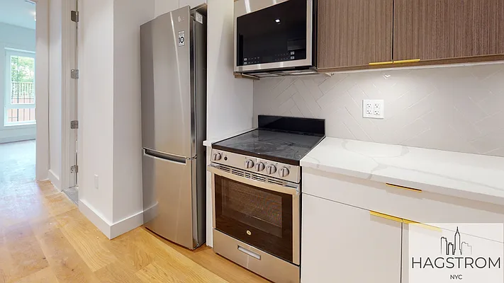 Rented by Hagstrom Management Inc | media 29