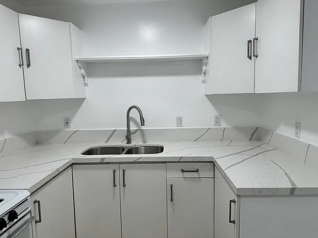 11 Navy St #204 — Photo 3
