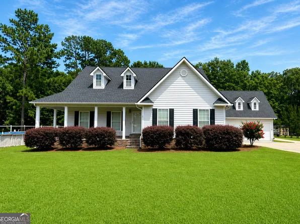 1024 Holly Estates Rd, Tarrytown, GA 30470