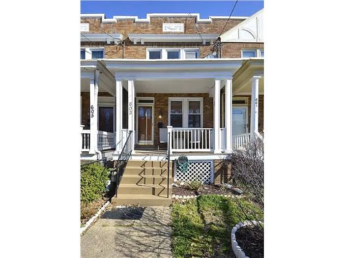 603 Hamilton St NW photo 1