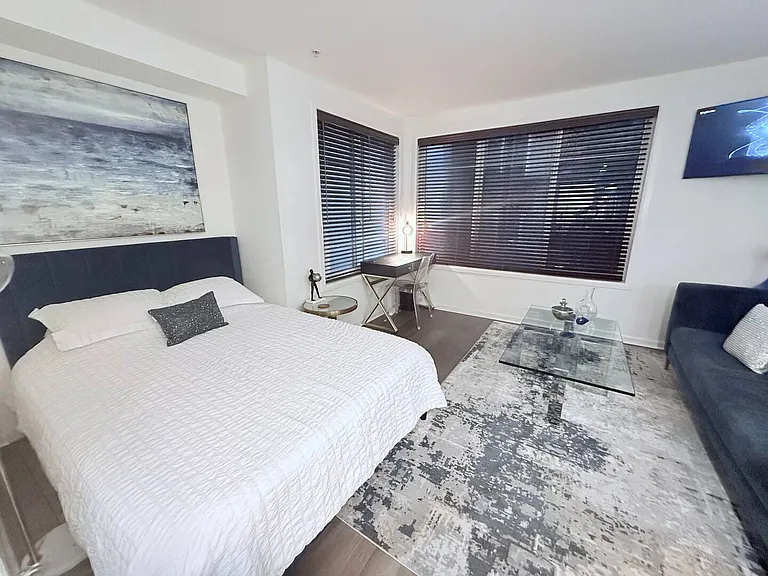 124 Bellevue Ave E #307 — Photo 2
