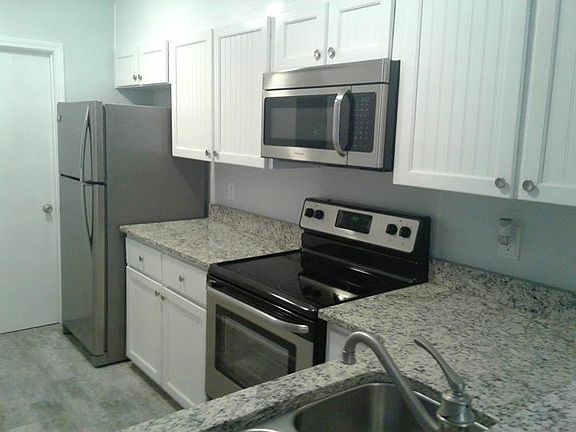 2nd image of 9 Poulton Dr NW APT A