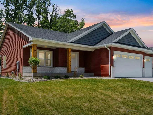 1256 Sand Prairie Dr, Iowacity, IA 52240