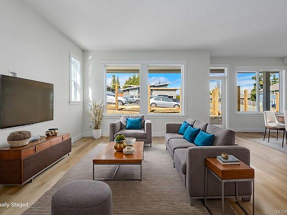 2nd image of 2580 Brookfield Dr #204