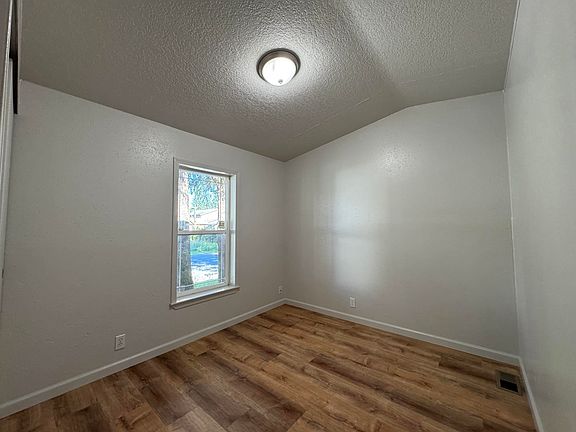 2nd image of 8479-50 Thunder Mountain Rd