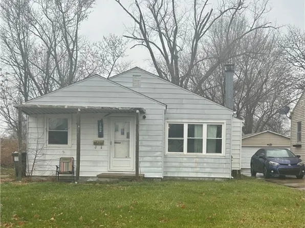1820 W Leafland Ave, Decatur, IL 62522