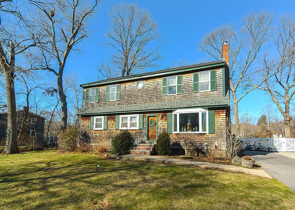 1st image of 1 Brookside Cir
