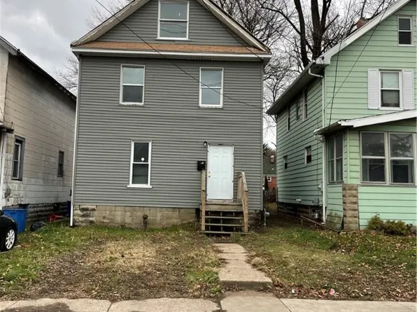 1517 Buffalo Rd, Erie, PA 16510