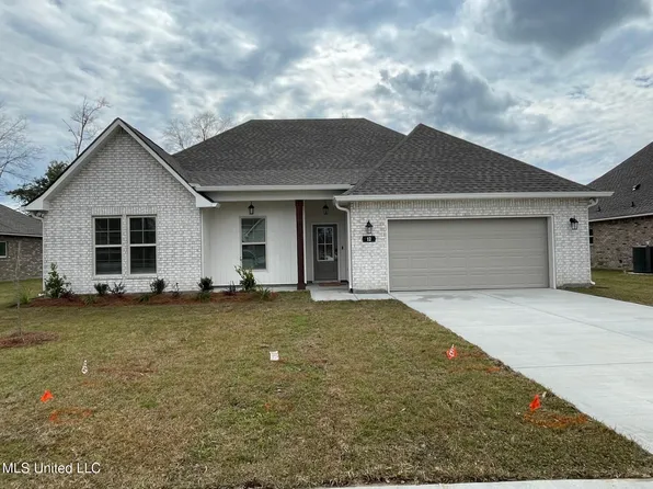 12 Alexandria Grace Dr, Long Beach, MS 39560