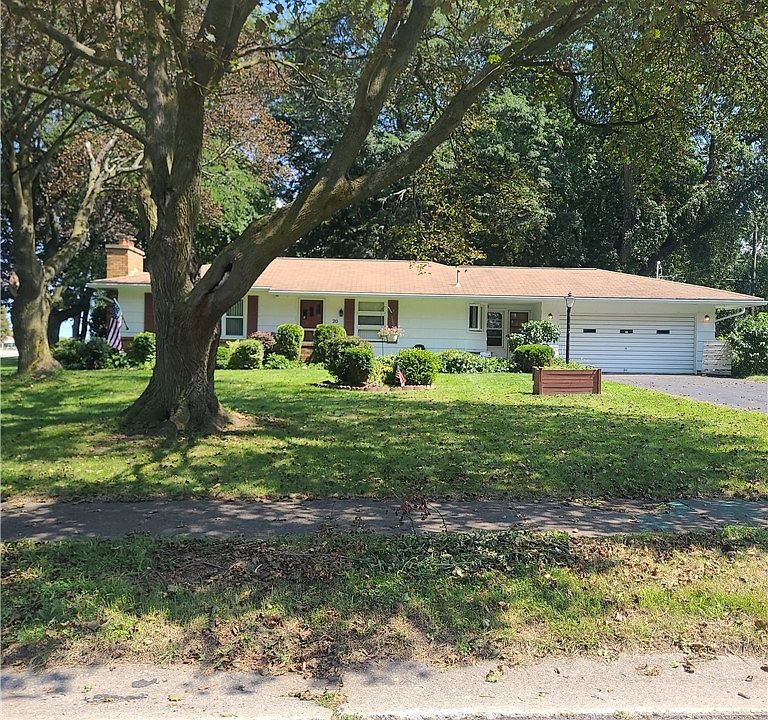 1st image of 20 W Craig Hill Dr