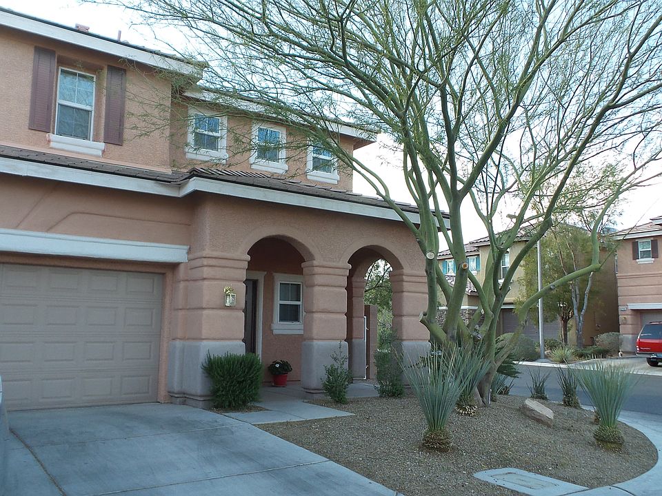 1st image of 10297 Bluff Valley Ct