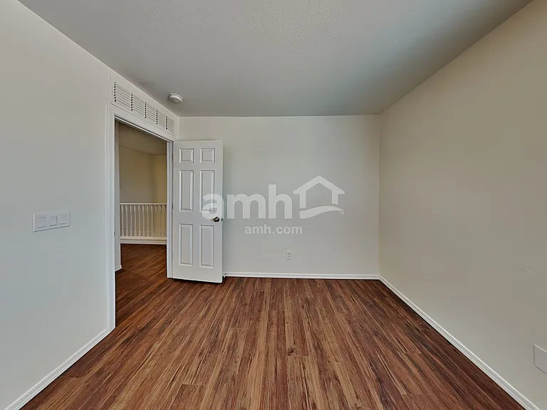 3529 W Glass Ln — Photo 17