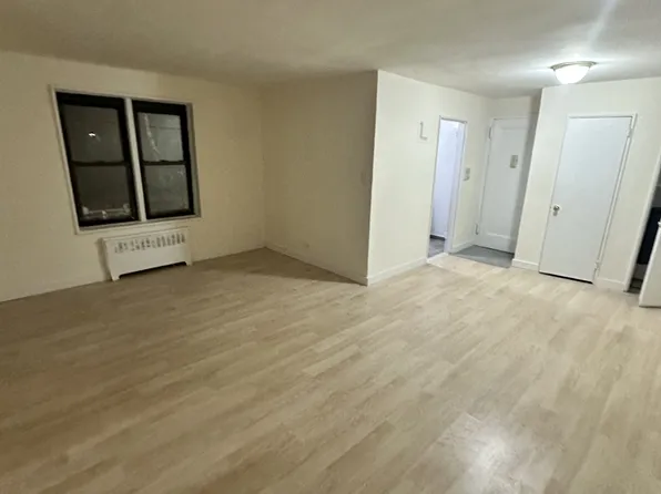 14342 84th Rd Floor 2, Jamaica, NY 11435