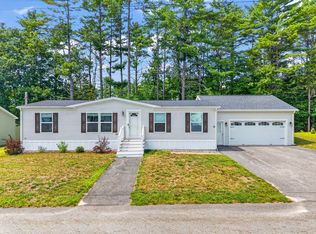 15 Trent Drive, Lisbon, ME 04250