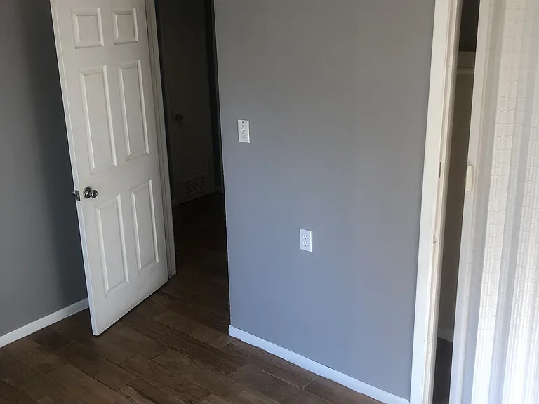 4030 King Richard Dr — Photo 23