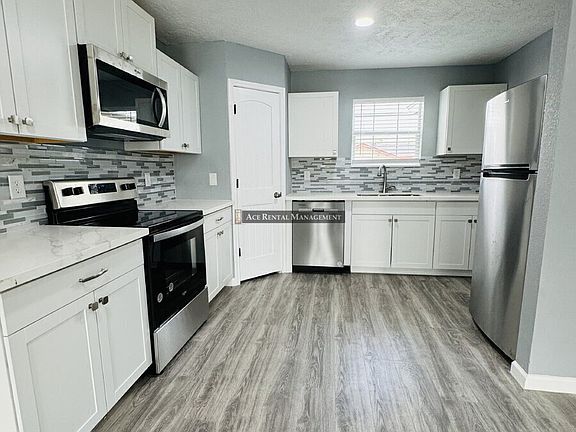 2nd image of 1 E Lutcher Ave #A