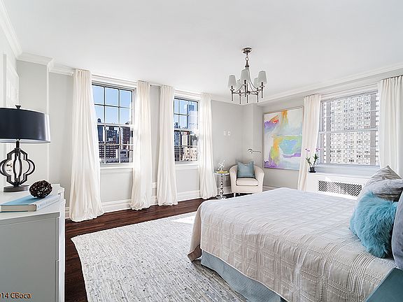 4th image of 333 E 68th St APT 15-A