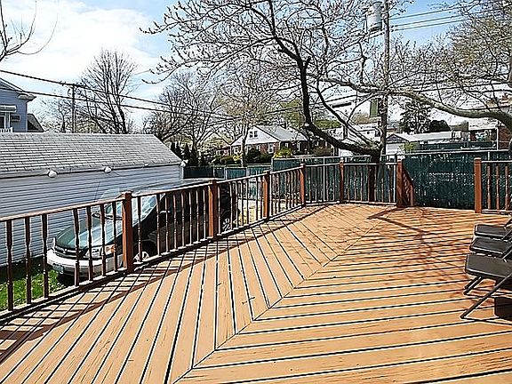 5th image of 8204 247th St