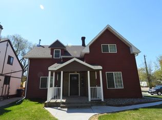 95 4th Ave S APT 2, Grand Forks, ND 58201