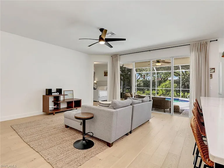 8850 Springwood Ct — Photo 11
