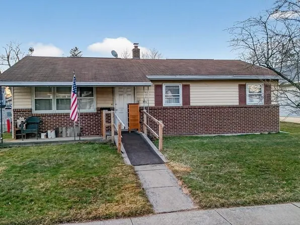 426 S Wilbur Ave, Sayre, PA 18840