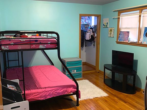 4th image of 10722 S Avenue B