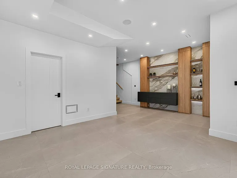 156 Snowdon Ave — Photo 40