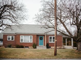 1104 Anderson Ferry Rd, Mount Joy, PA 17552