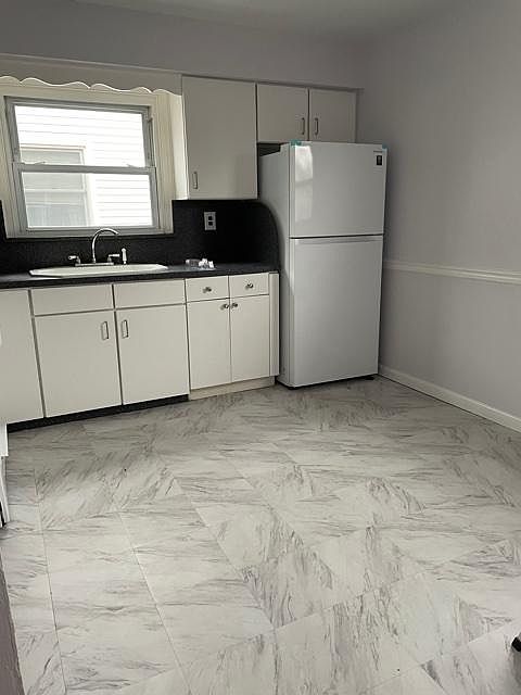 1st image of 162 Penn Ave