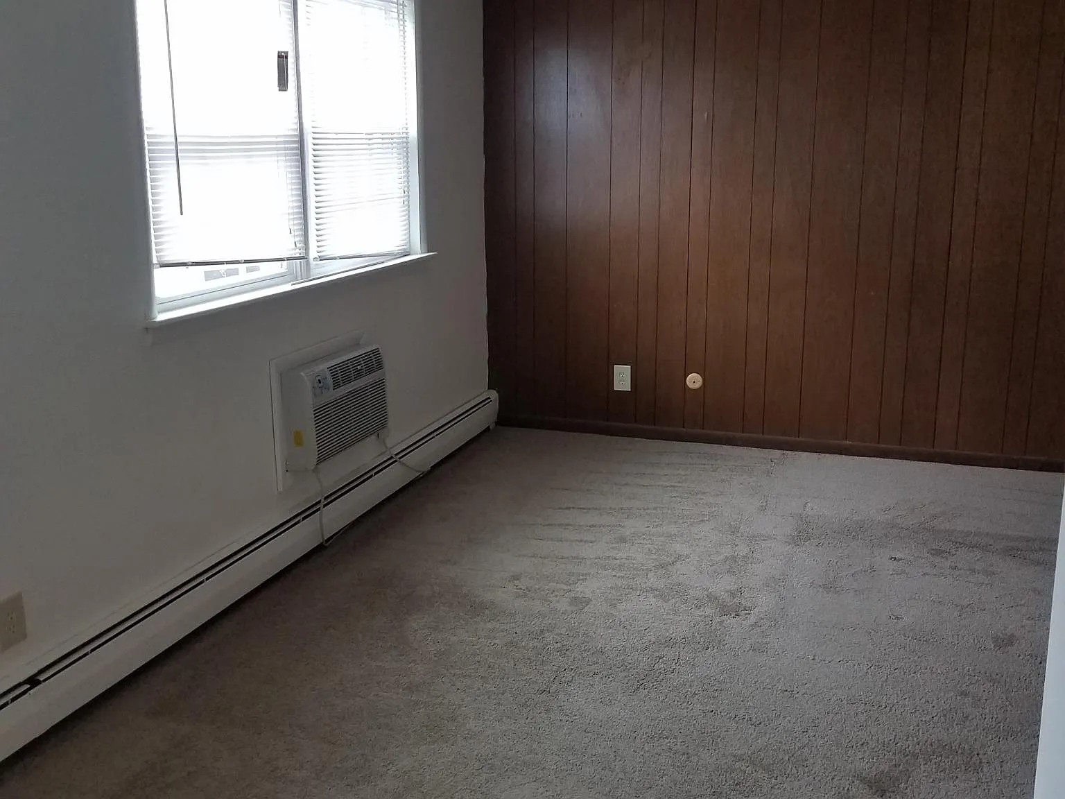 96 Central Ave — Photo 3
