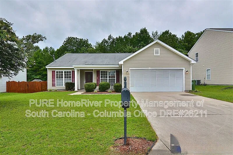 3 bed, 2.0 bath, 1832 sqft, $1,850 — Photo 1