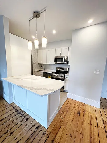 621 Massachusetts Ave #3 Photo 1