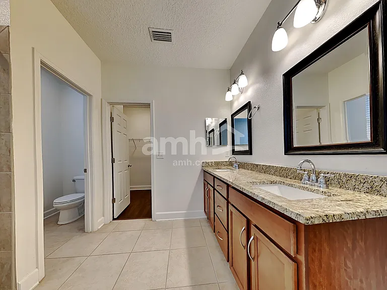 321 Gianna Way — Photo 9