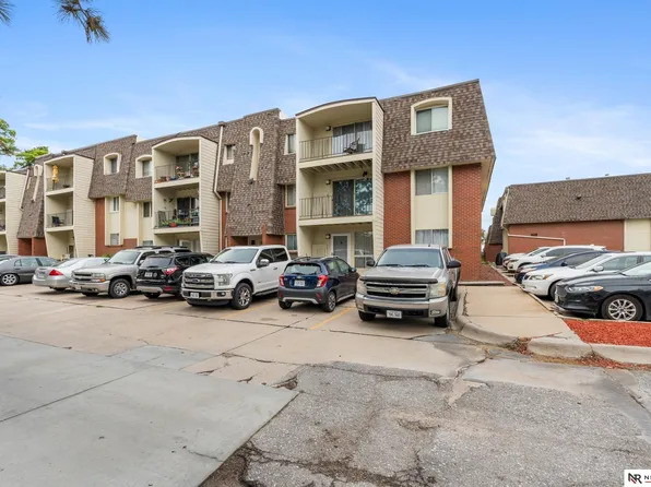 1210 S 120th Plz APT 108, Omaha, NE 68144