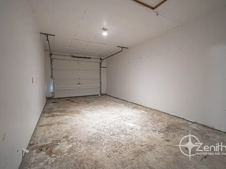 3018 NE 78th Ave — Photo 15